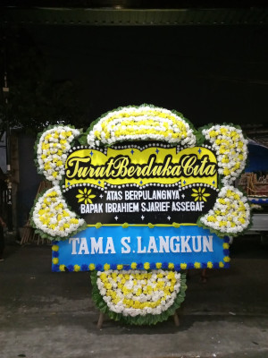 Papan Bunga Duka di Krandon